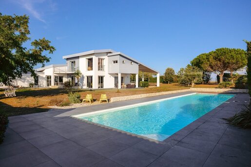 Maison 8 pièces 284 m² · à Marsilly · 284 m² · 1 185 000 €