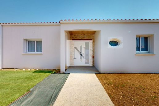 Maison 5 pièces 150 m² · à Saint-Sauveur-d'Aunis · 150 m² · 487 000 €