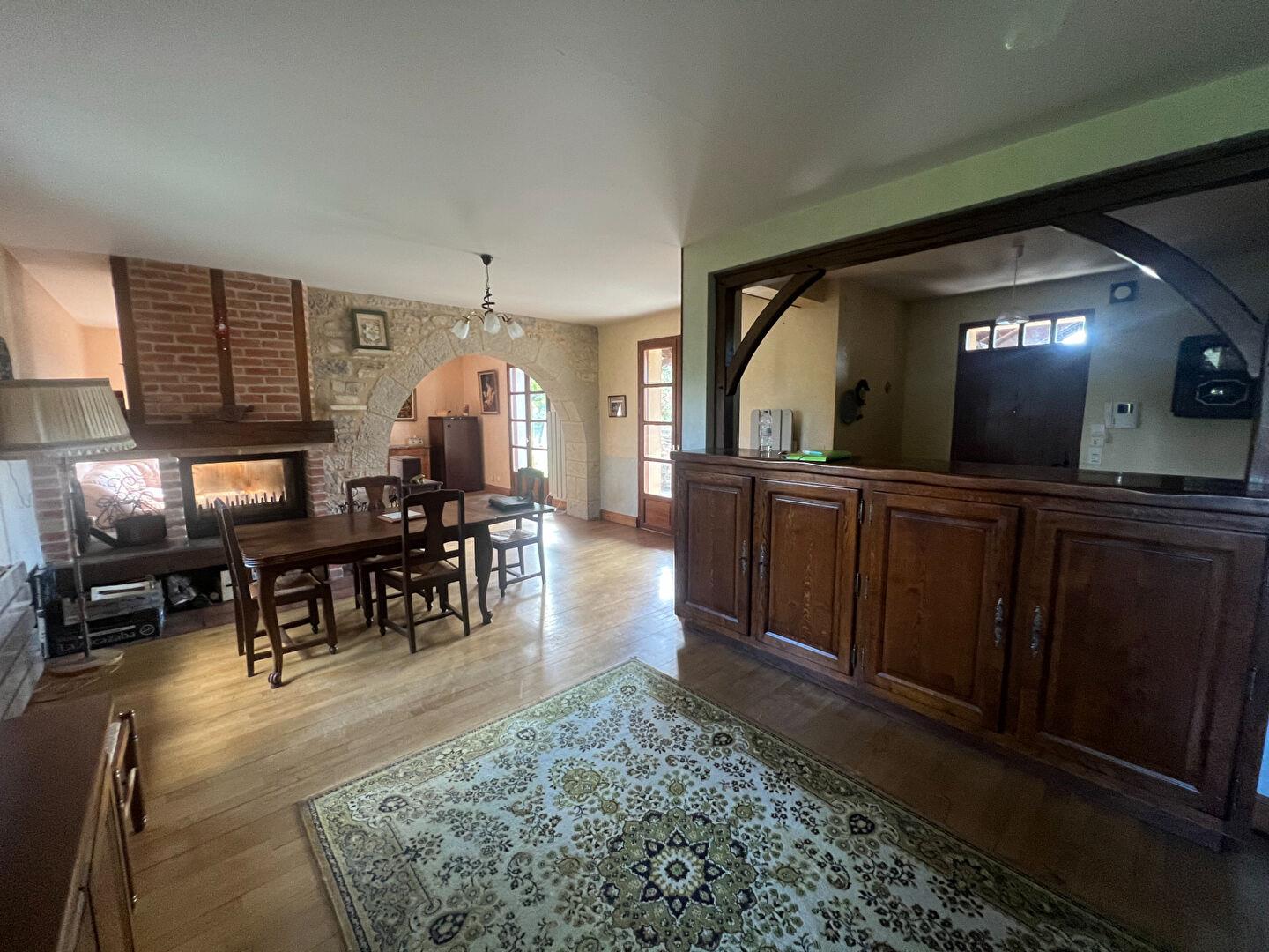 Maison à vendre, 186m², Figeac