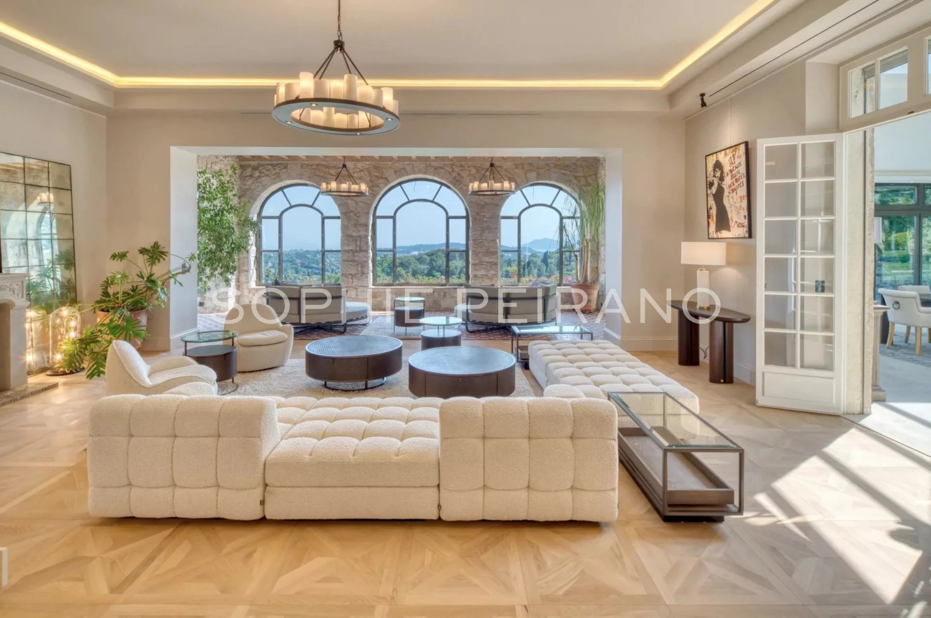 Maison à vendre, 1180m², Mougins