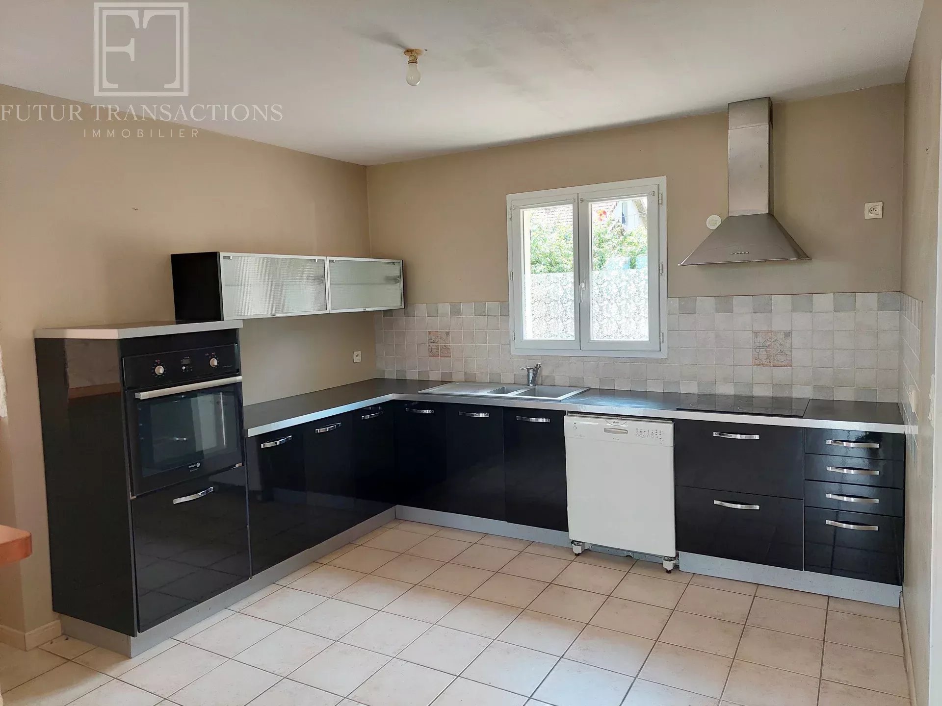 Maison à vendre, 105m², Nontron