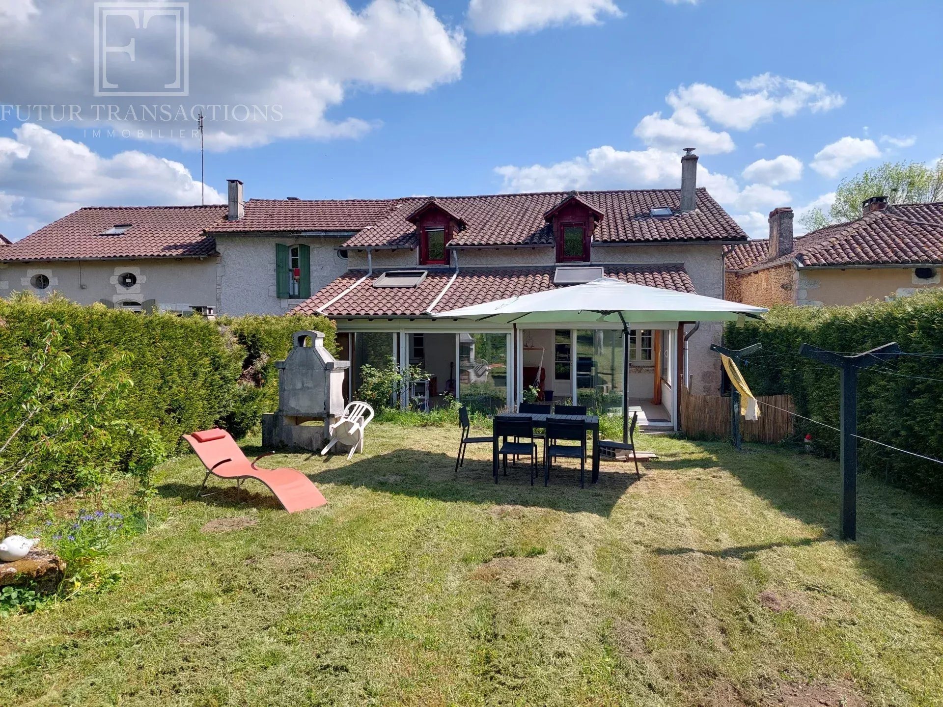 Maison à vendre, 210m², Bourdeilles