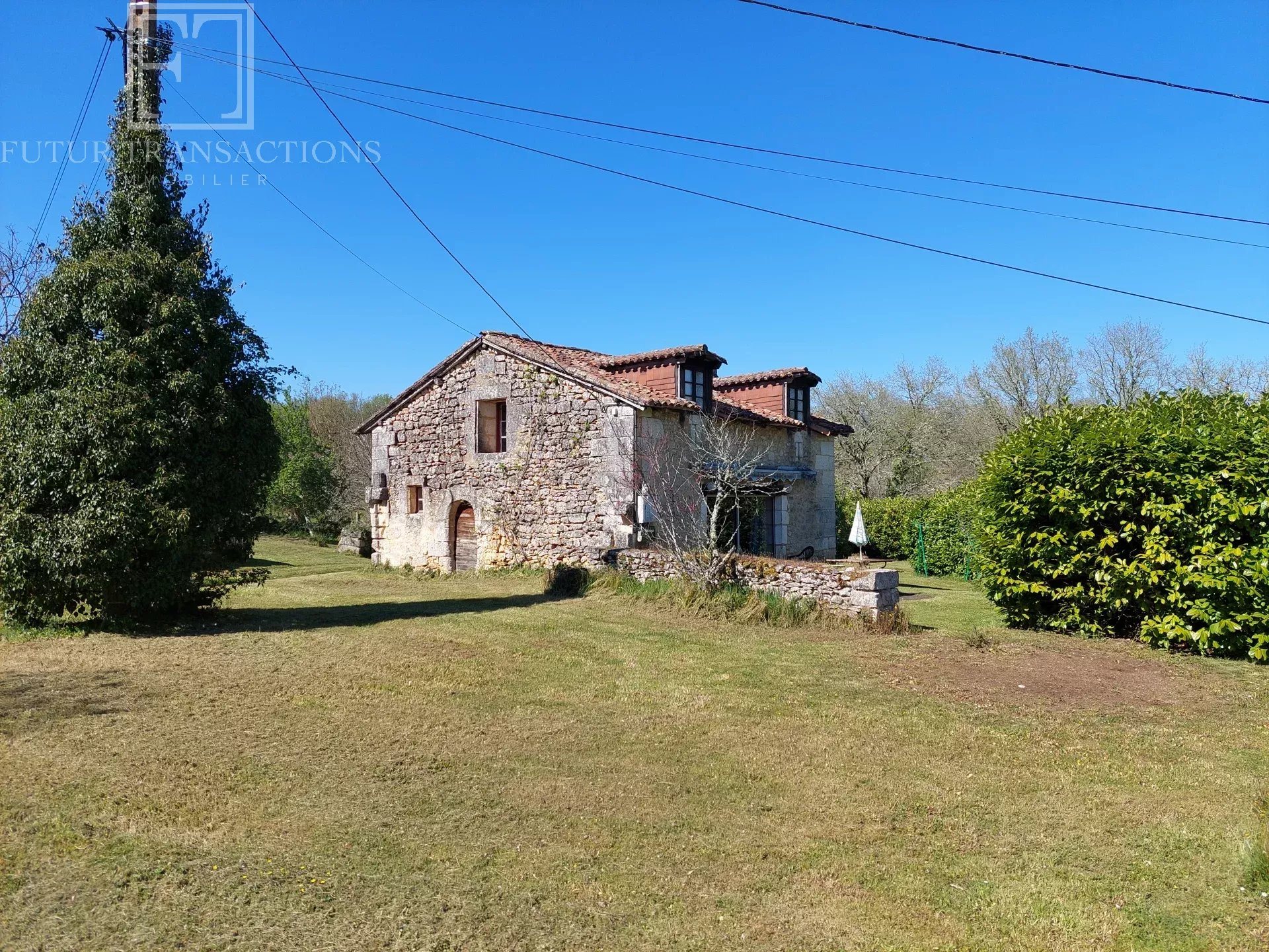 Maison à vendre, 390m², Mareuil en Périgord