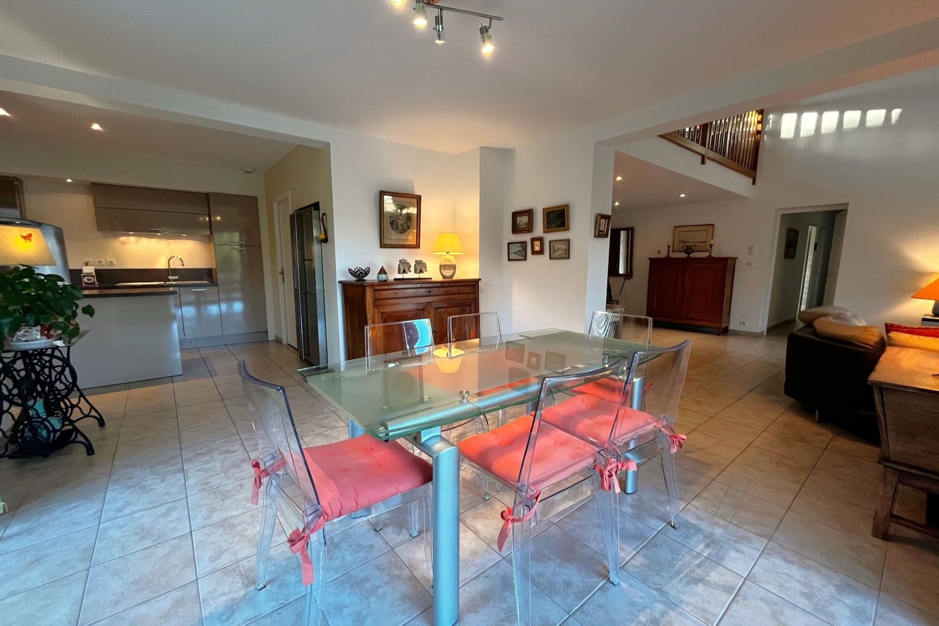 Maison à vendre, 151m², Gourdon