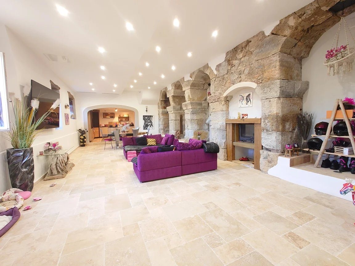 Maison à vendre, 273m², Trans-en-Provence