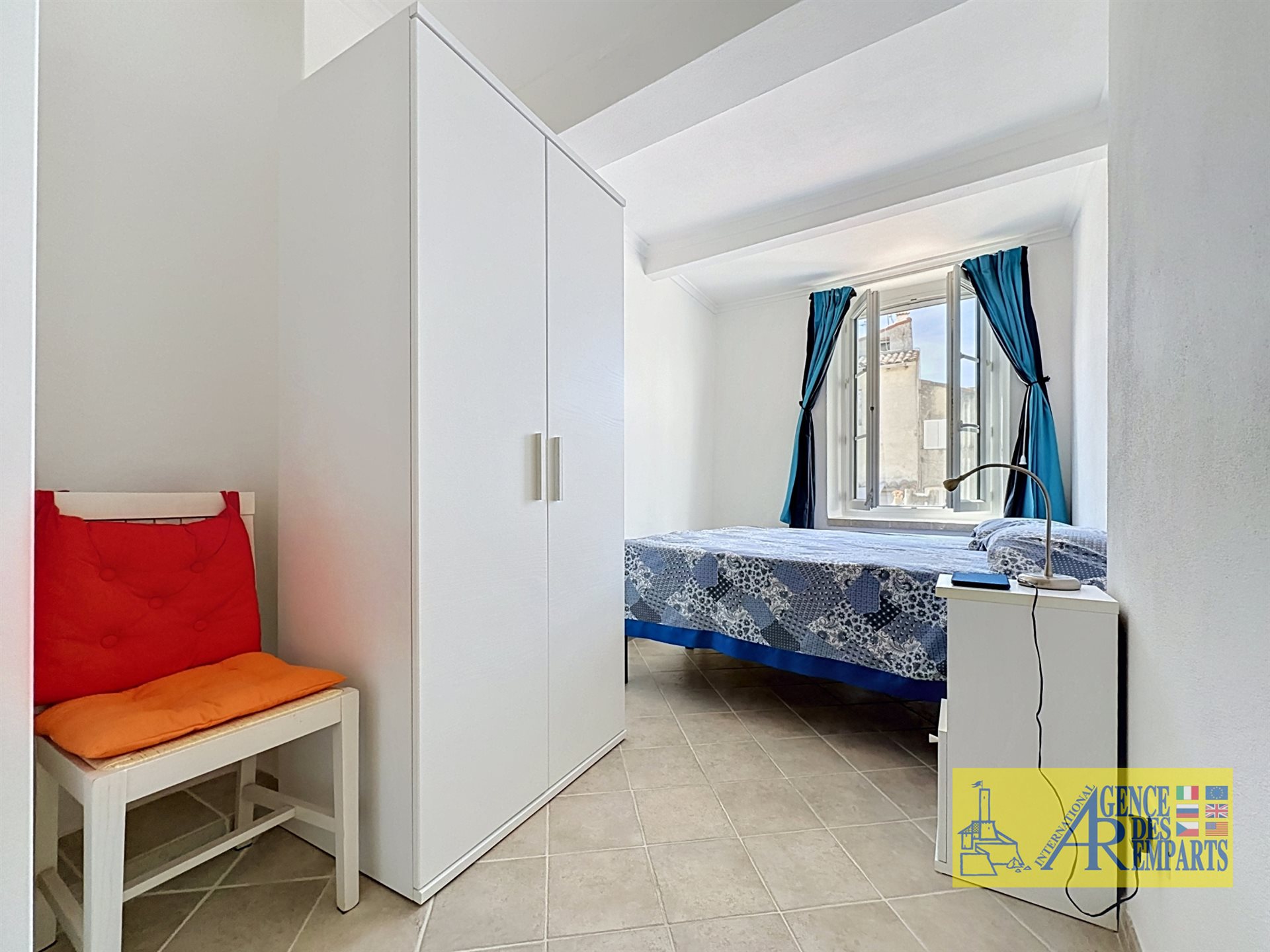Charming 2-room apartment in the heart of Old Antibes - Vue 6
