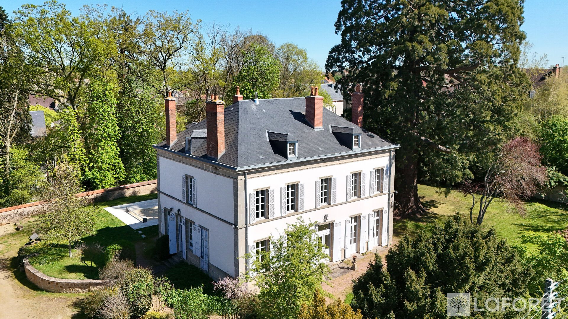 Maison à vendre, 457m², Bourbon-l'Archambault