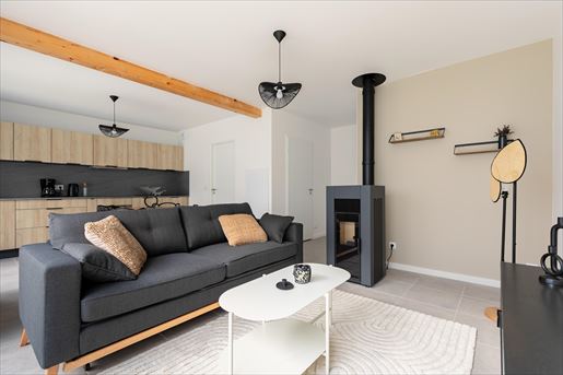 Terrain 3 pièces 67 m² · à Bordeaux · 67 m² · 369 000 €
