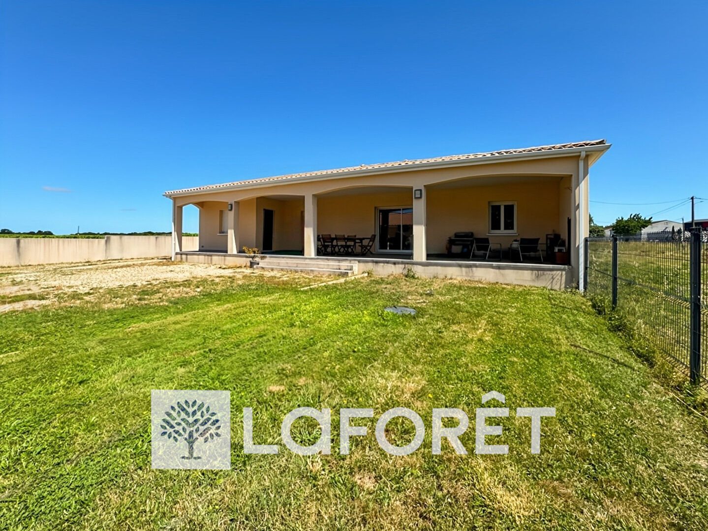 Maison à vendre, 155m², Gémozac
