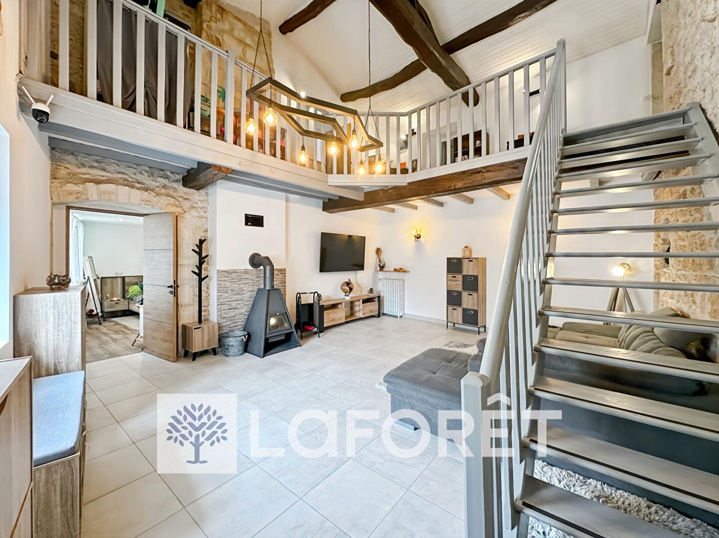 Maison à vendre, 181m², Saintes