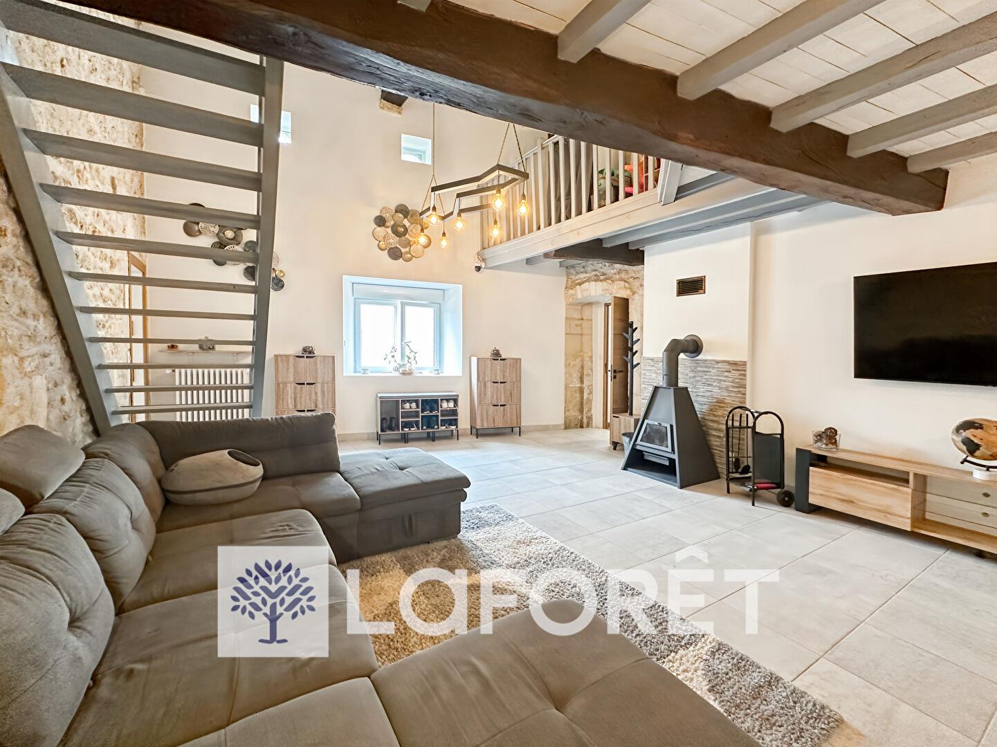 Maison à vendre, 181m², Saintes