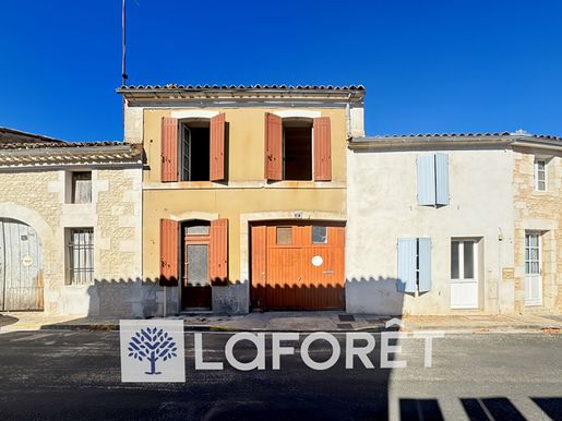 Maison 4 pièces 102 m² · à Mosnac · 102 m² · 55 000 €