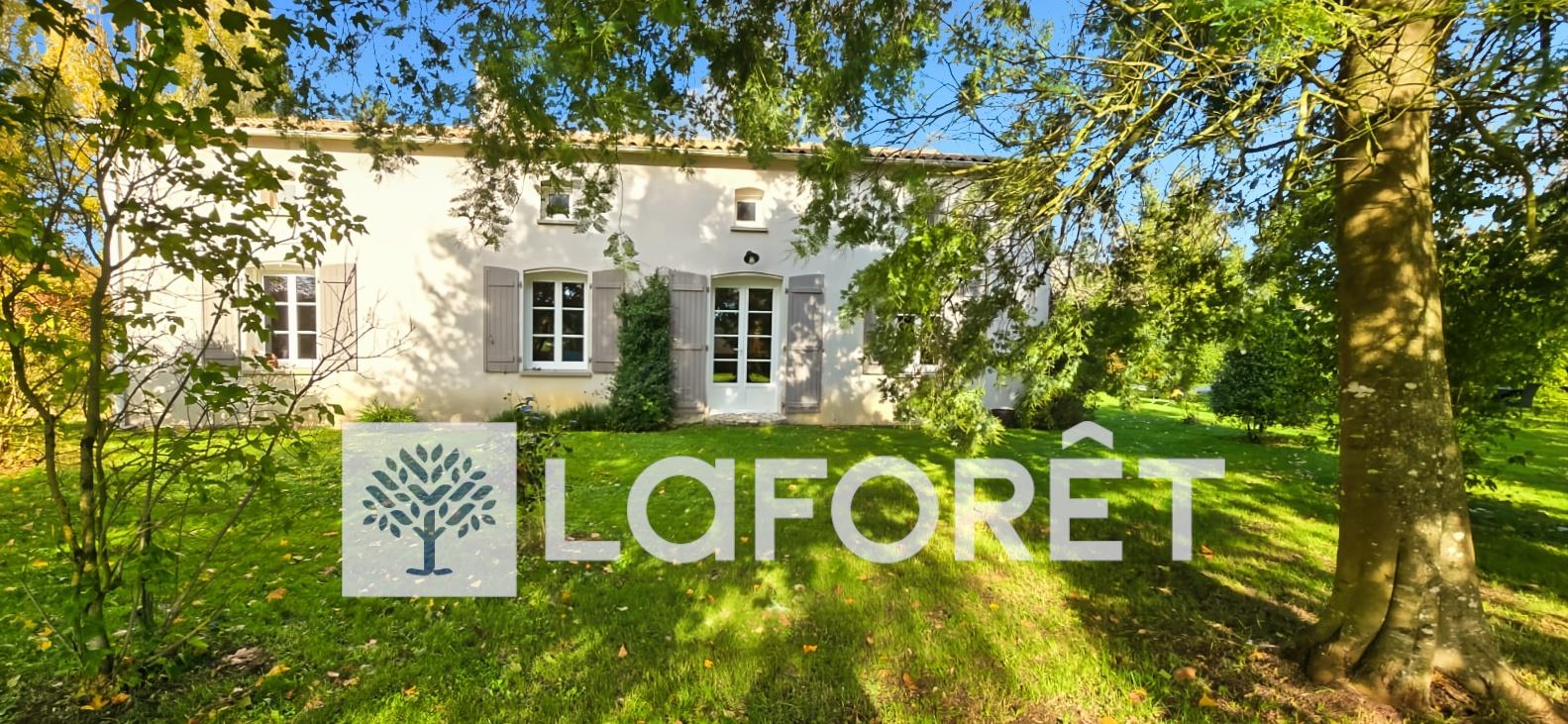Maison à vendre, 176m², Gémozac