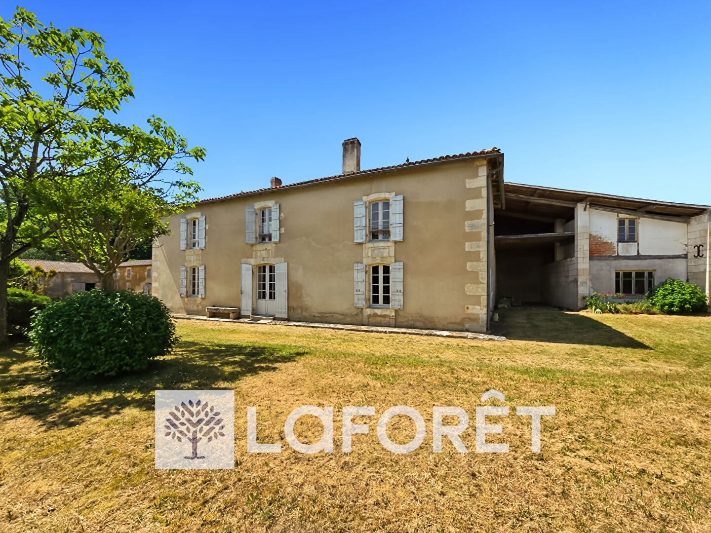 Maison à vendre, 245m², Gémozac