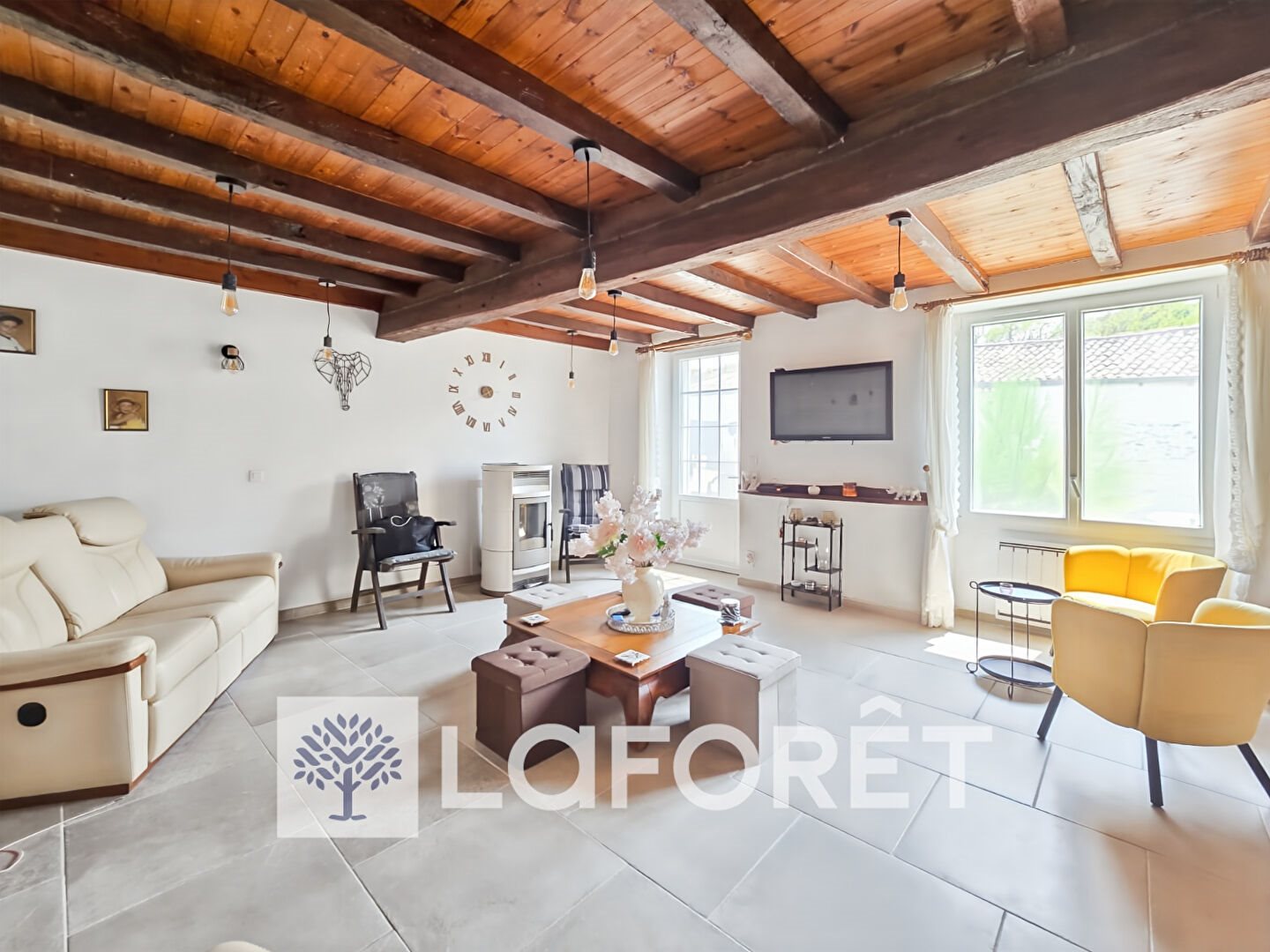 Maison à vendre, 138m², Saint-Dizant-du-Gua