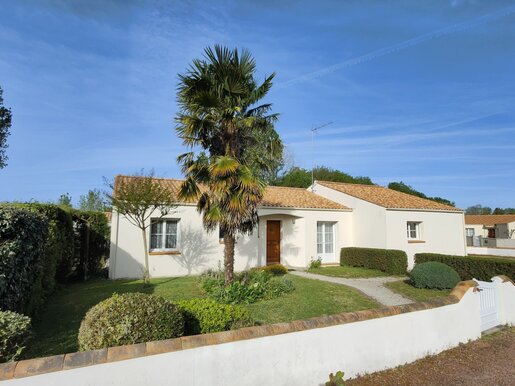 Maison 5 pièces 104 m² · à Challans · 104 m² · 299 980 €