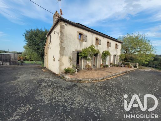 Maison 6 pièces 182 m² · à Gourgé · 182 m² · 315 000 €