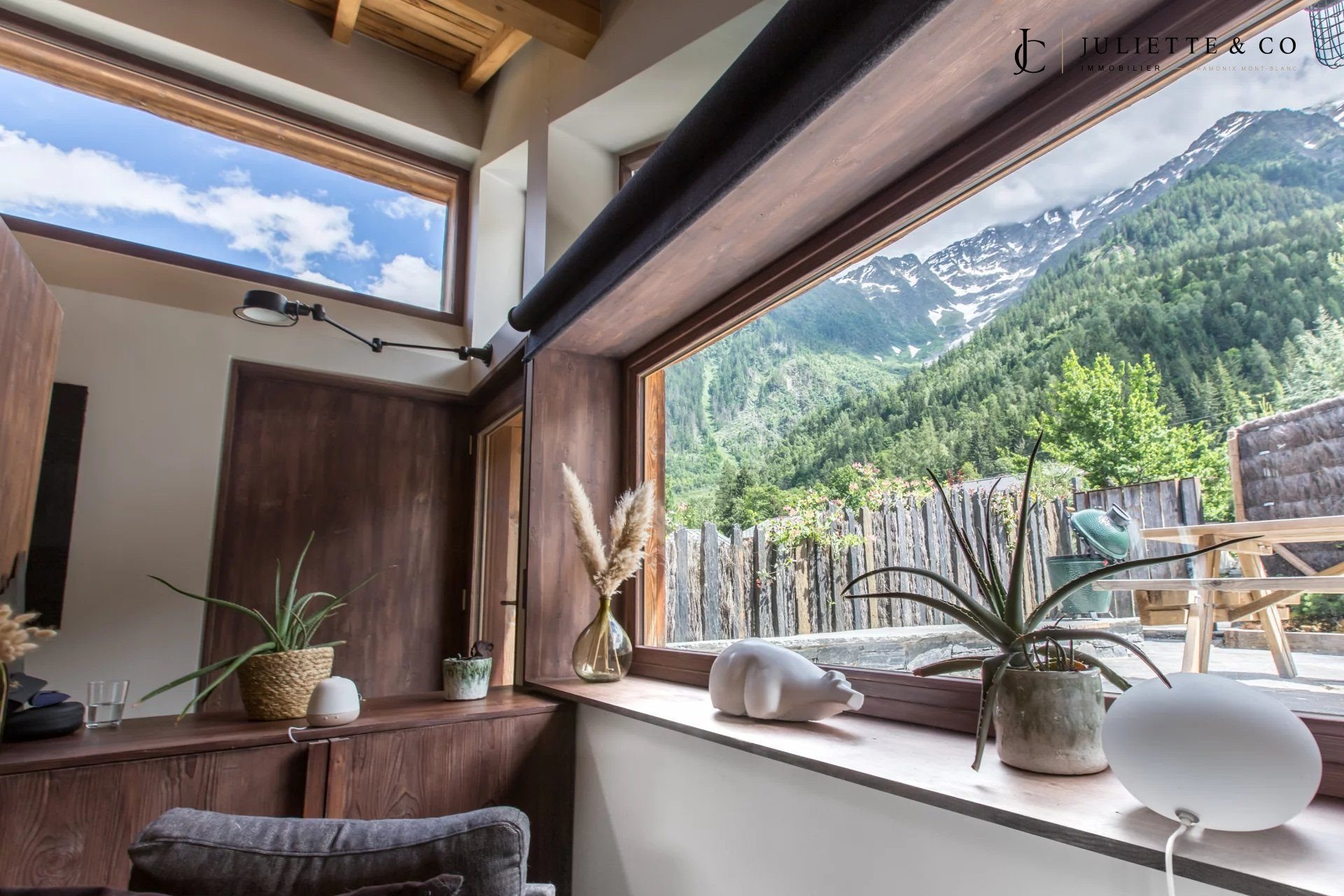 Charming 5-room chalet in Les Houches - Vue 2