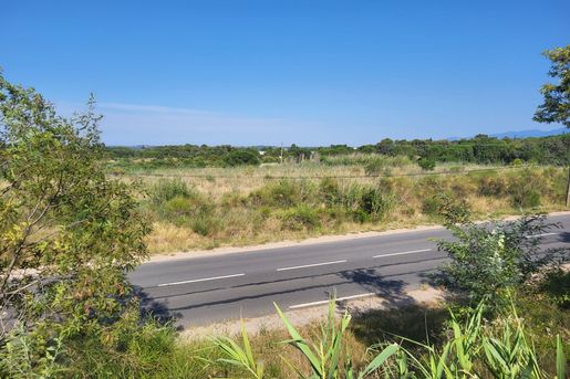 5 €/m² · à Thuir · 45 000 €