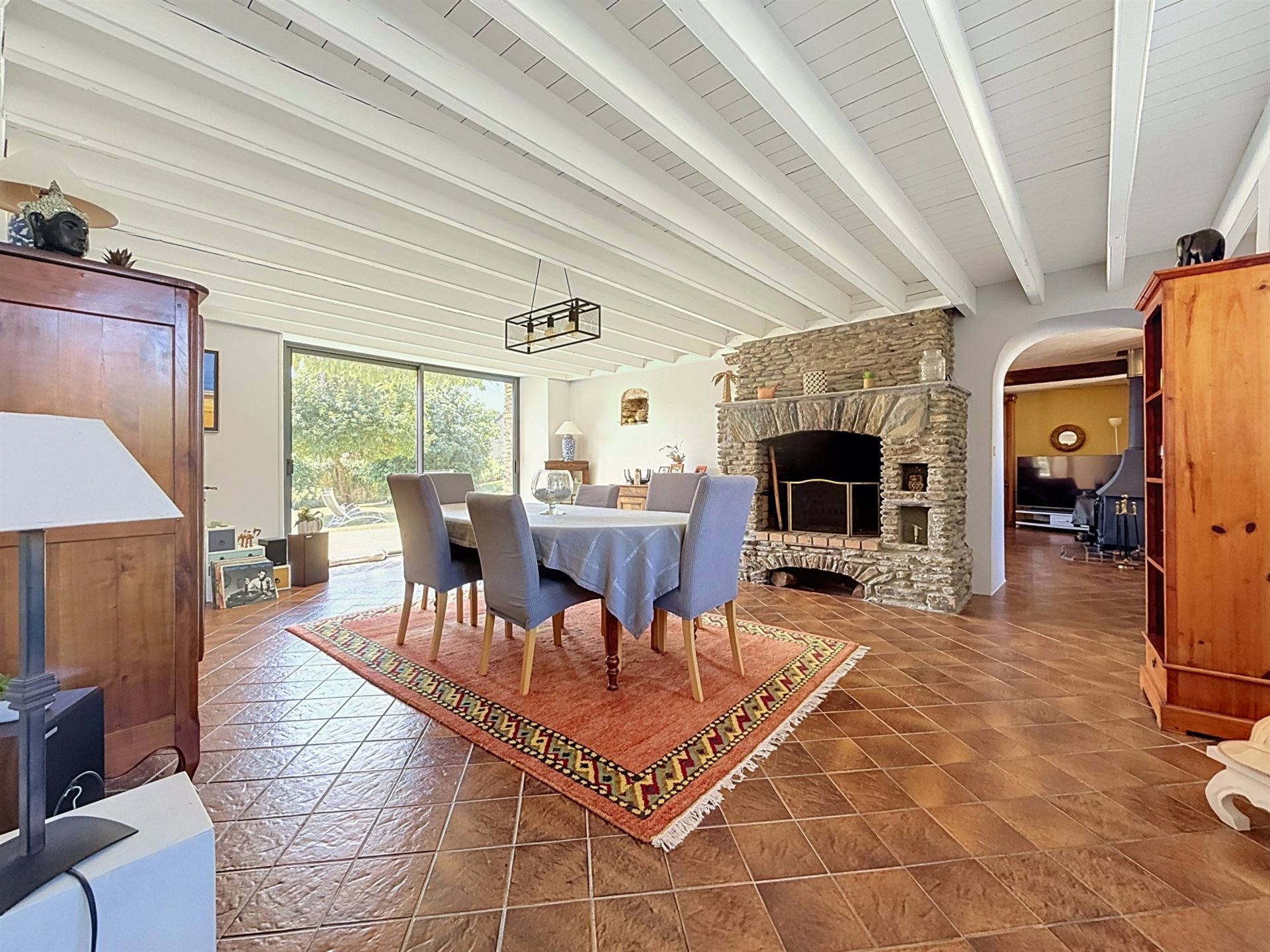 Maison à vendre, 235m², Saint-Georges-Montcocq
