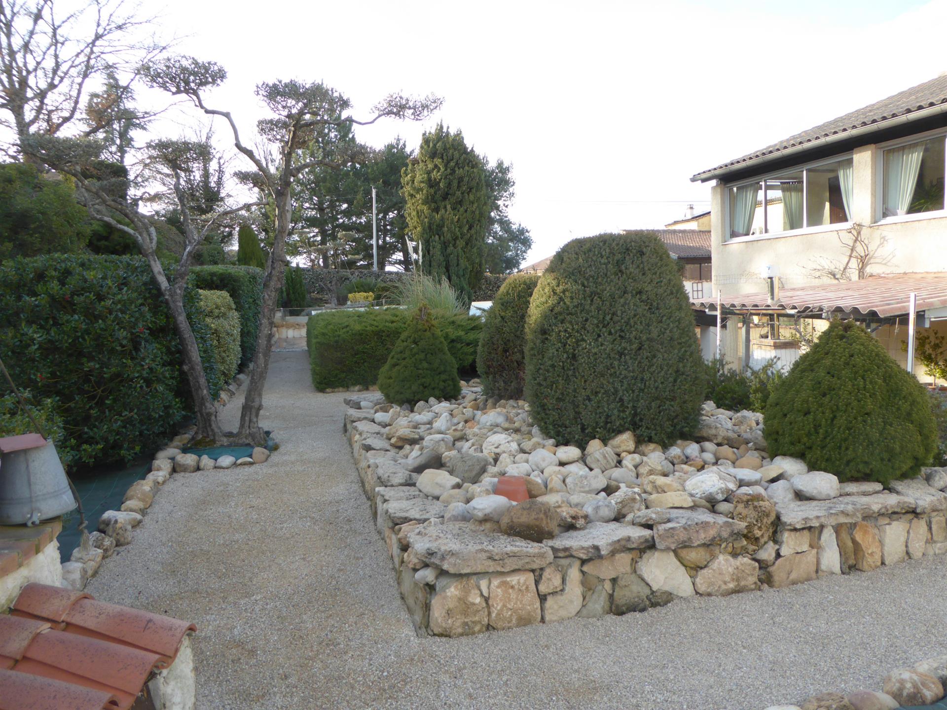 Maison à vendre, 150m², Vaison-la-Romaine
