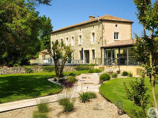 Moulin d’exception sur Monflanquin · 320 m² · 1 595 000 €