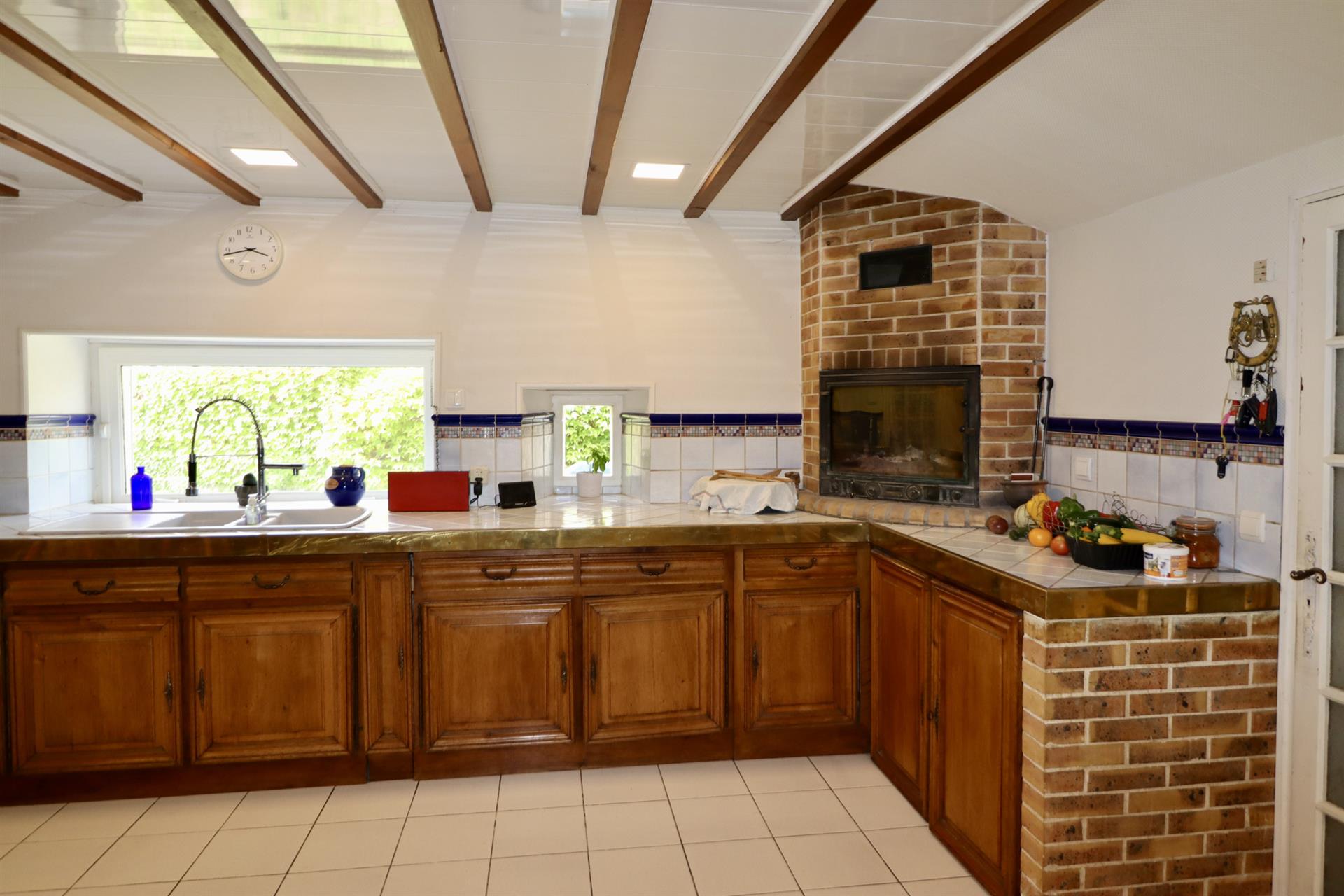 Maison à vendre, 460m², Saintes