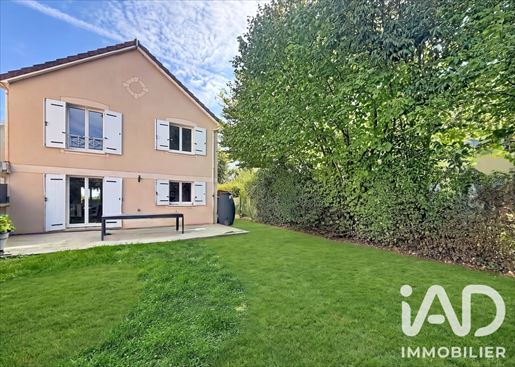 Maison 5 pièces 104 m² · à Tournan-en-Brie · 104 m² · 370 000 €