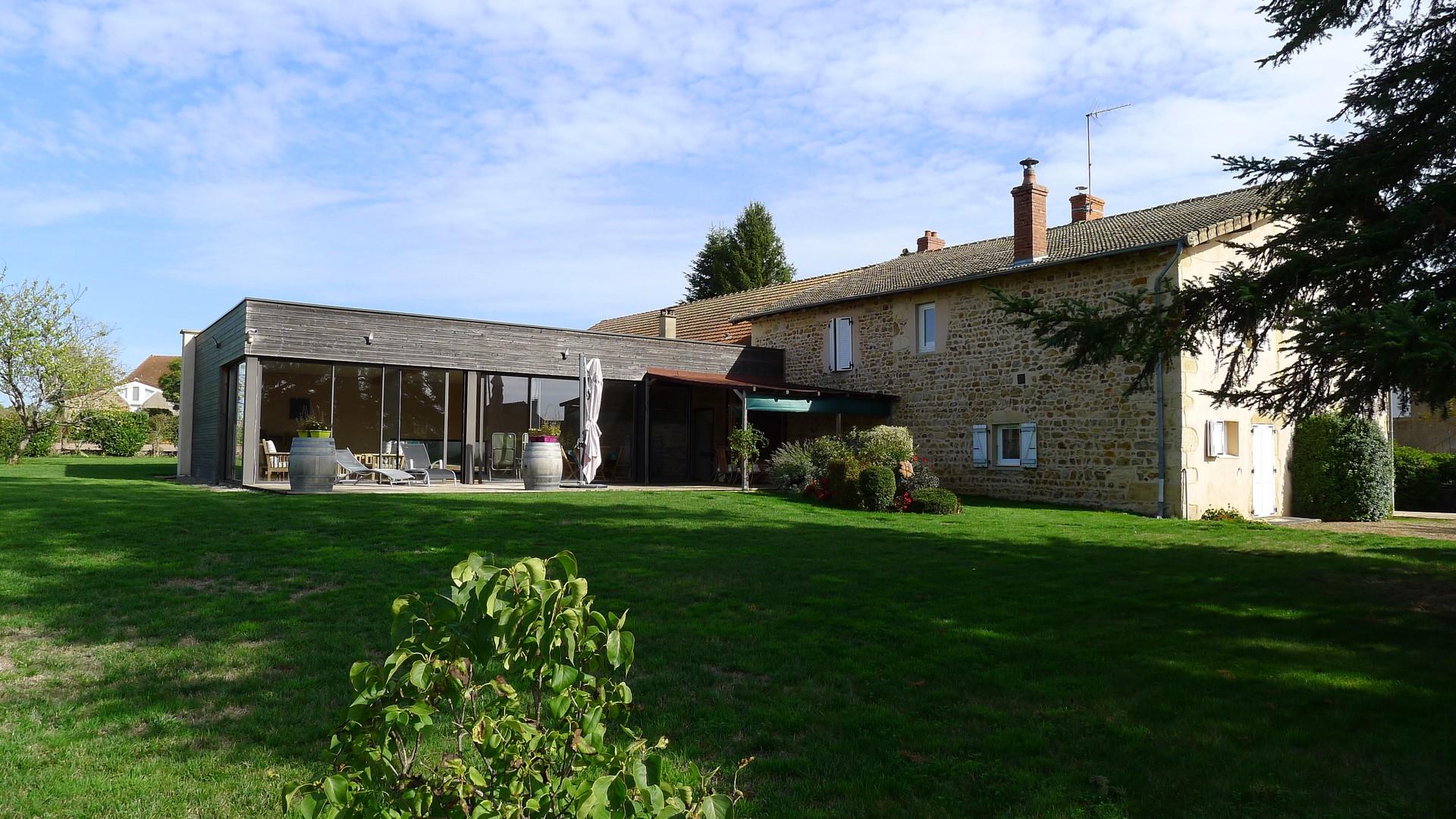 Maison à vendre, 280m², La Clayette