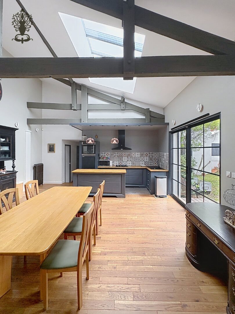 Maison à vendre, 305m², Mérignac