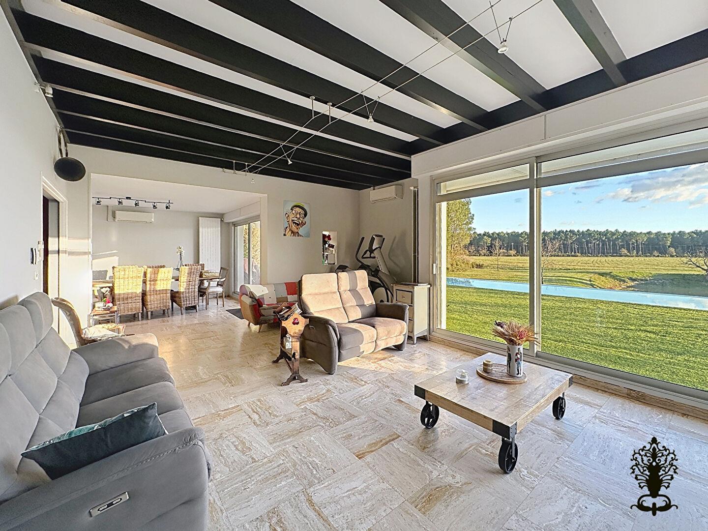 Maison à vendre, 181m², Saint-Laurent-Médoc