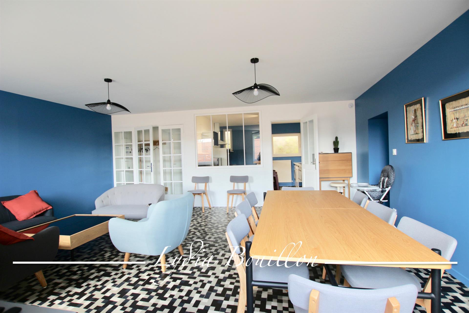 Maison à vendre, 247m², Mâcon
