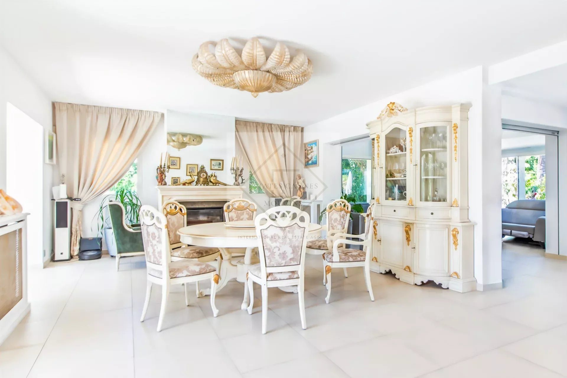 Maison à vendre, 235m², Mougins