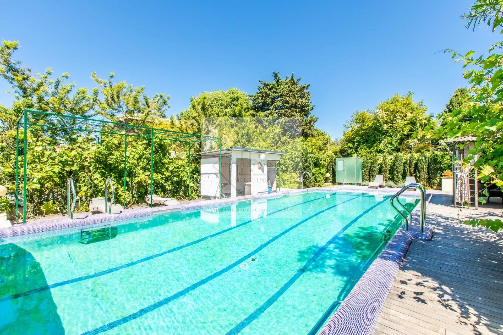 Maison à vendre, 247m², Antibes