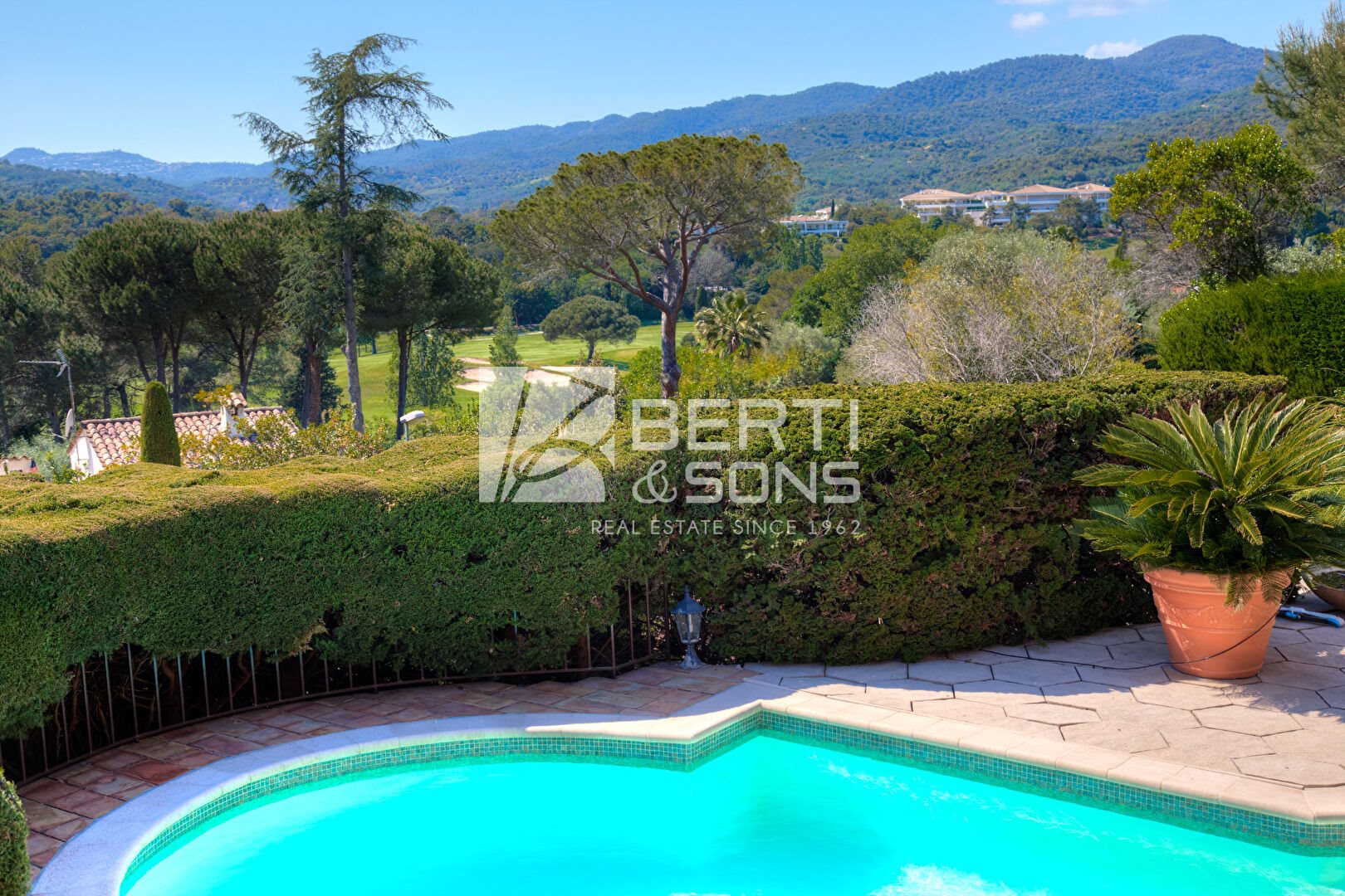 Maison à vendre, 228m², Mandelieu-la-Napoule