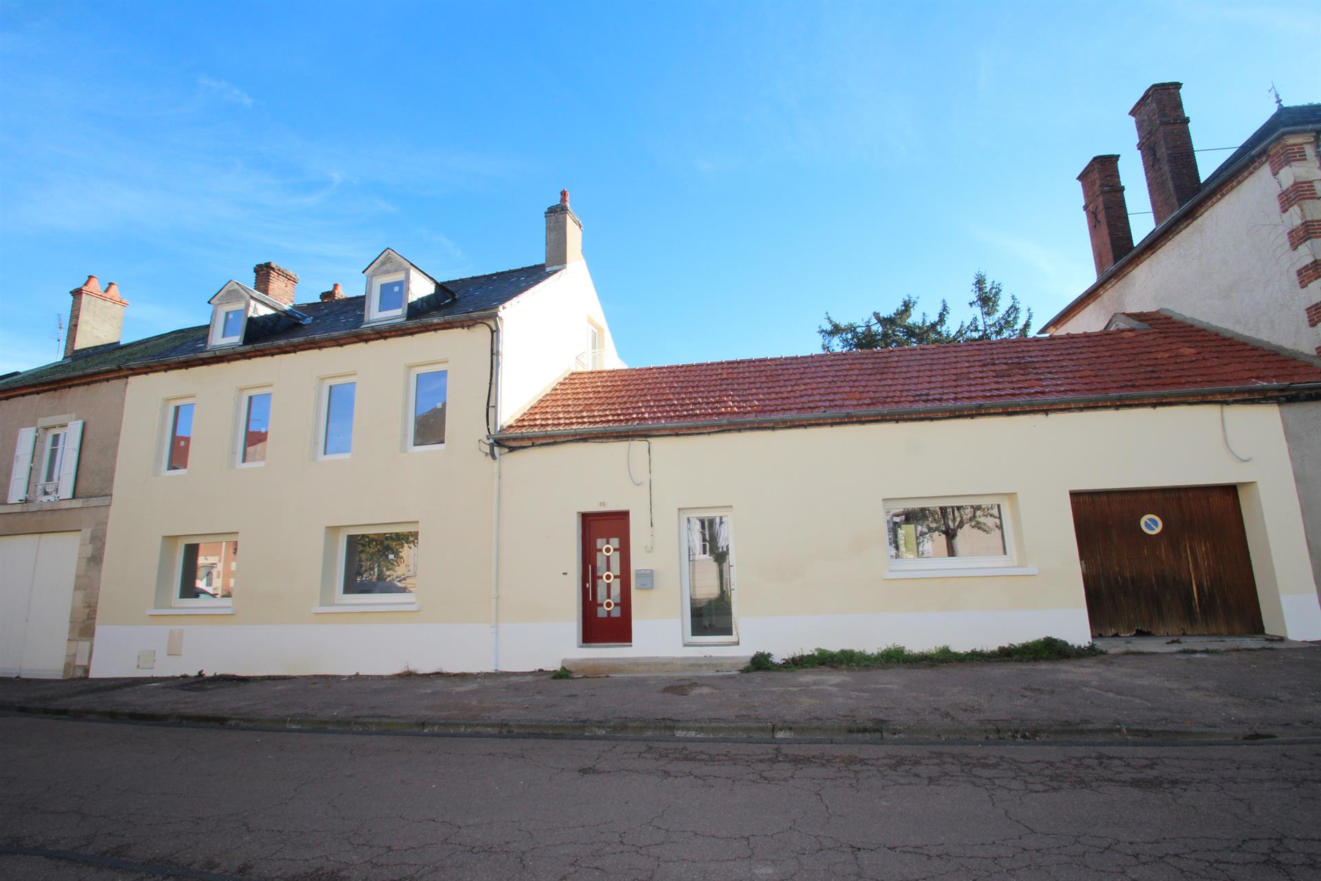 Maison à vendre, 201m², Lucenay-lès-Aix