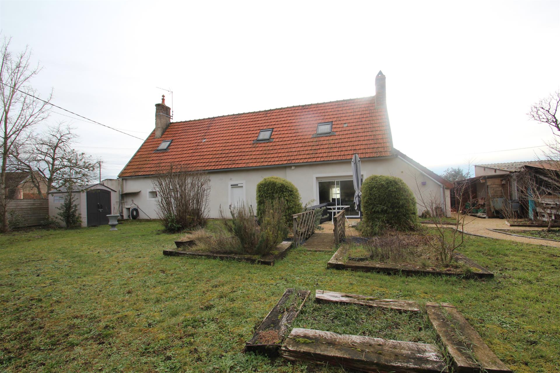 Maison à vendre, 127m², Charrin