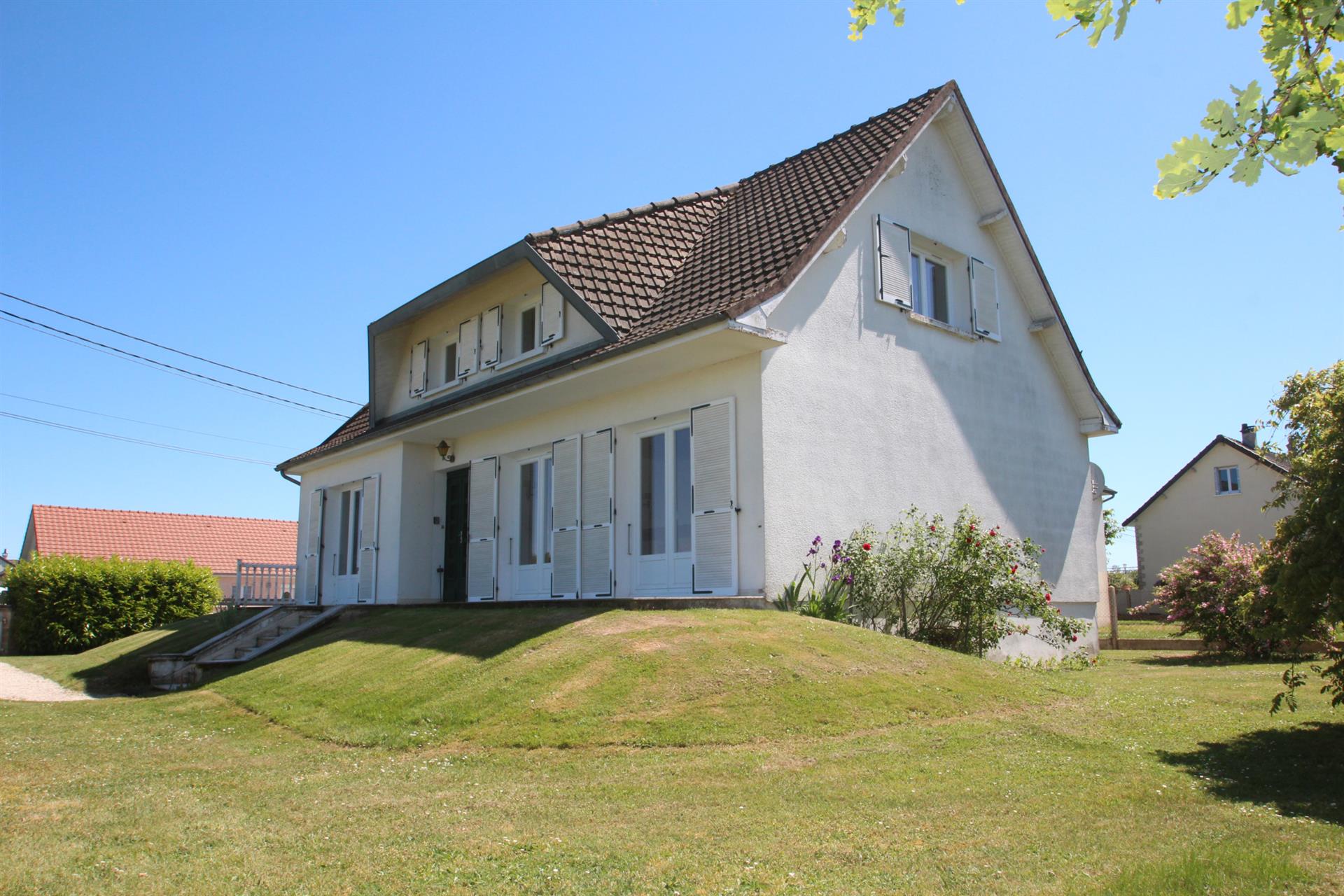 Maison à vendre, 128m², Decize