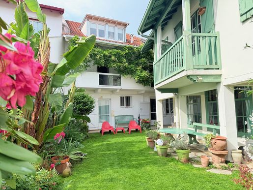 Maison 8 pièces 187 m² · à Hendaye · 187 m² · 820 000 €