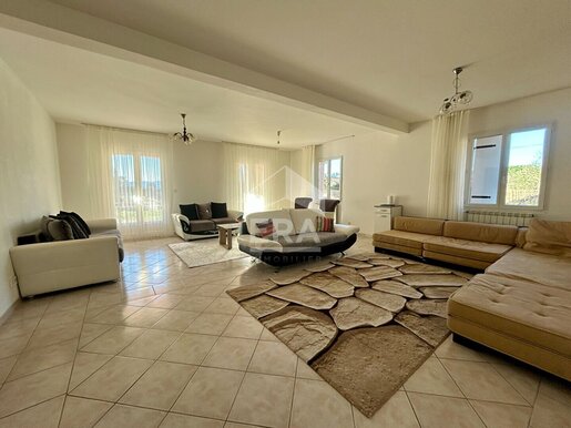 Maison 7 pièces 170 m² · à Vidauban · 170 m² · 410 000 €