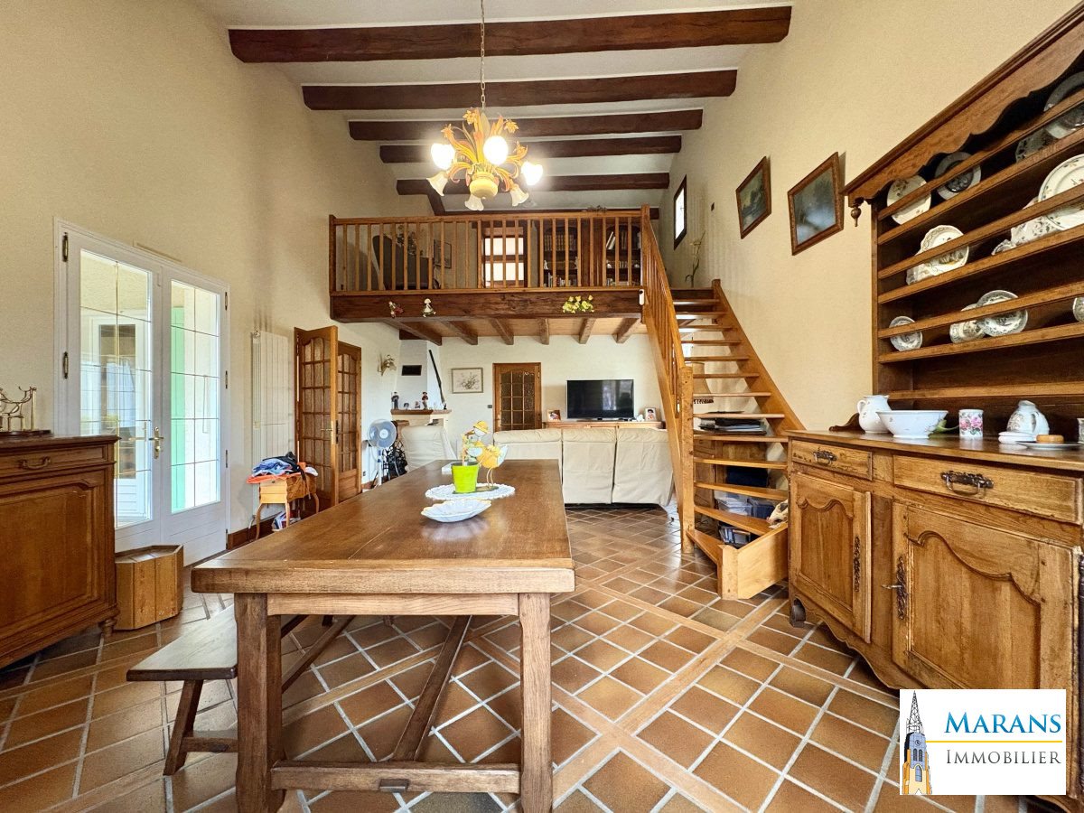 Maison à vendre, 220m², Marans