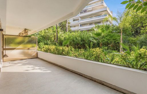 Appartement 2 pièces 43 m² · à Cannes · 43 m² · 594 000 €