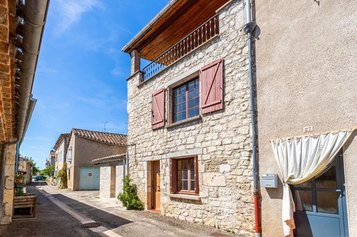 Maison 6 pièces 96 m² · à Lauzerte · 96 m² · 135 000 €