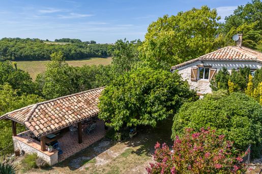 Maison 6 pièces 132 m² · à Lauzerte · 132 m² · 395 000 €