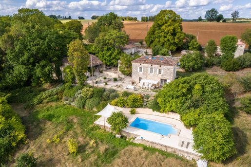 Maison 6 pièces 168 m² · à Lauzerte · 168 m² · 650 000 €