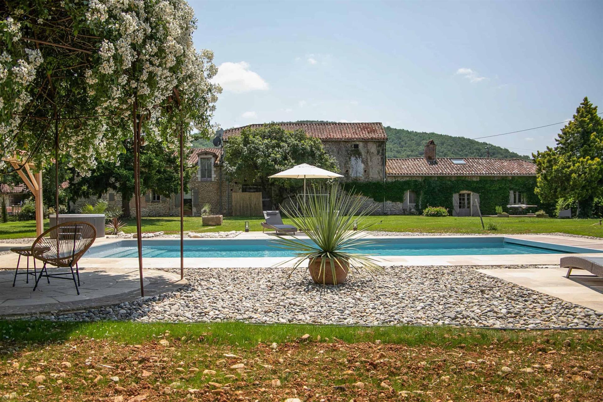 Maison à vendre, 384m², Vire-sur-Lot