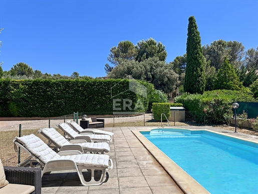 Maison 5 pièces 100 m² · à Châteaurenard · 100 m² · 399 000 €