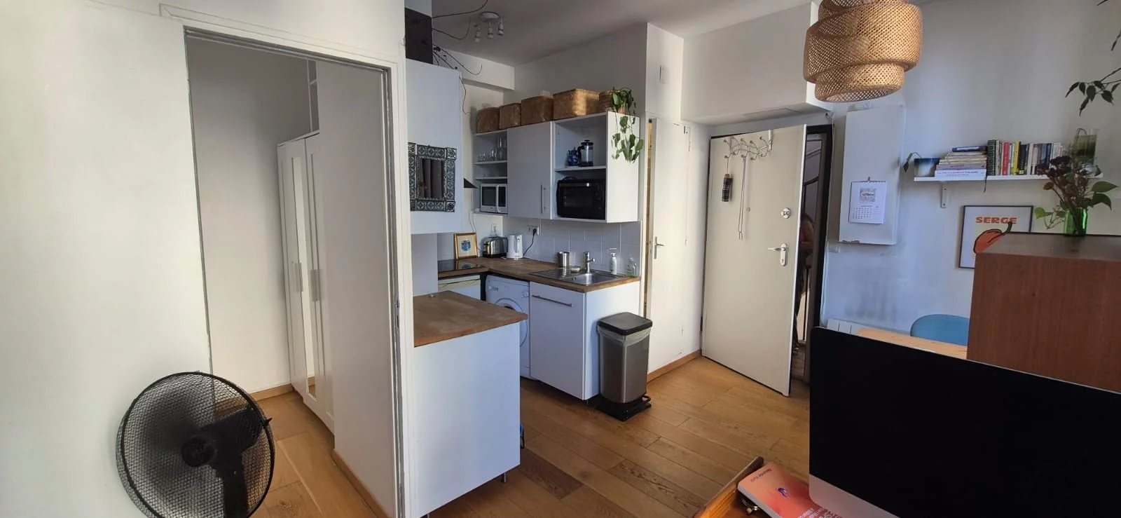 Apartment in Paris, Quartier des Archives, Le Marais - View 2