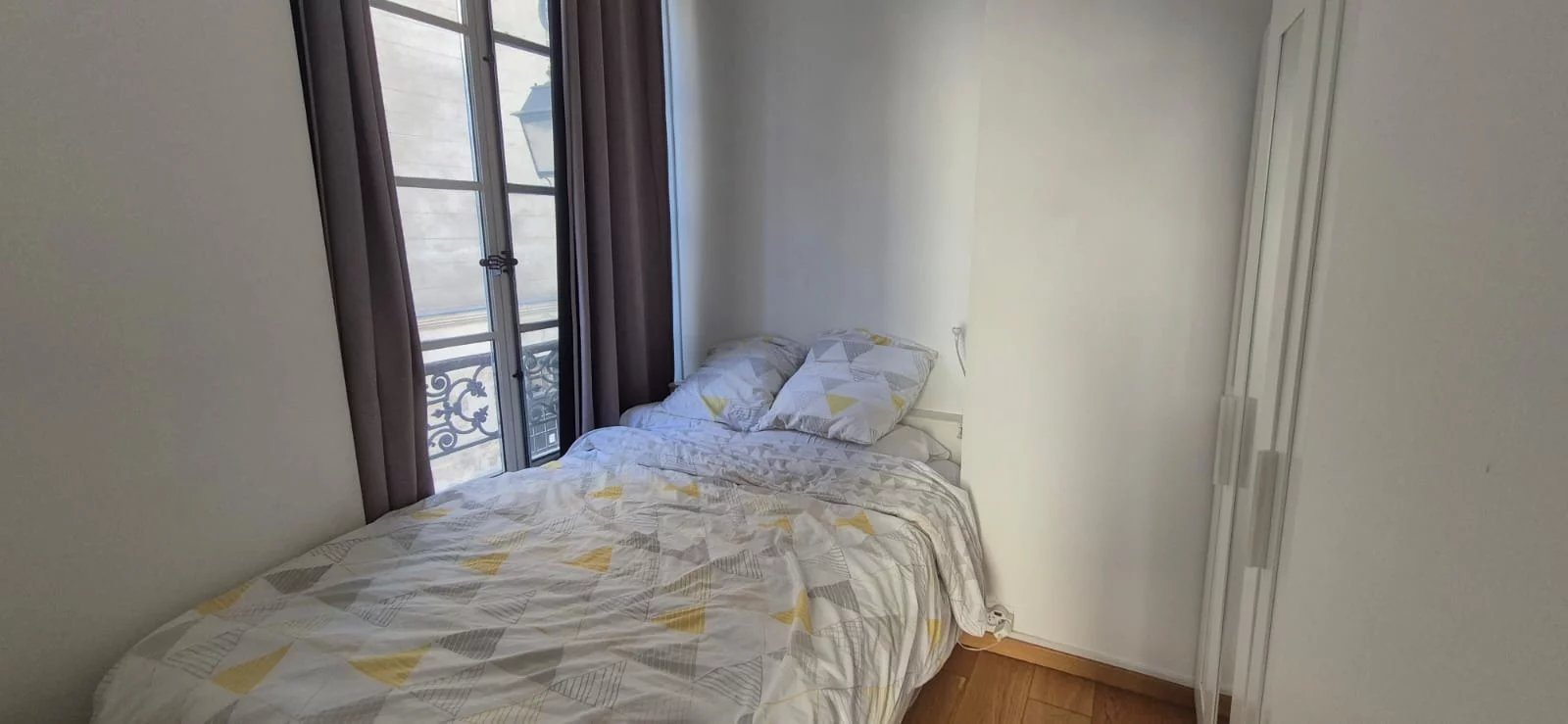 Apartment in Paris, Quartier des Archives, Le Marais - View 5