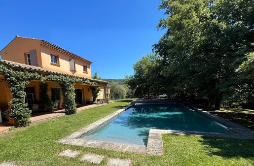 Maison 6 pièces 220 m² · au Plan-de-la-Tour · 220 m² · 1 690 000 €